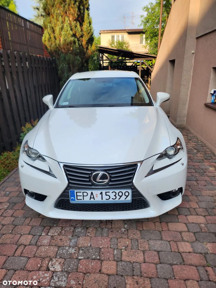 Lexus IS 200t Comfort - 8