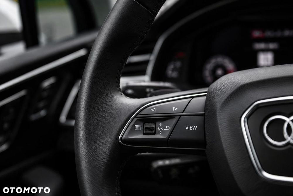 Audi Q7 55 TFSI mHEV Quattro S Line Tiptr - 23