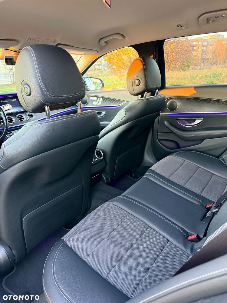 Mercedes-Benz Klasa E 220 d Avantgarde - 22