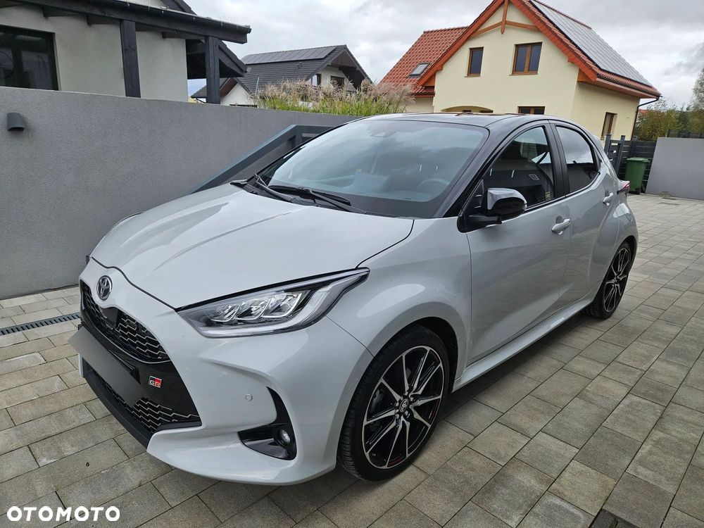 Toyota Yaris 1.5 Comfort - 2