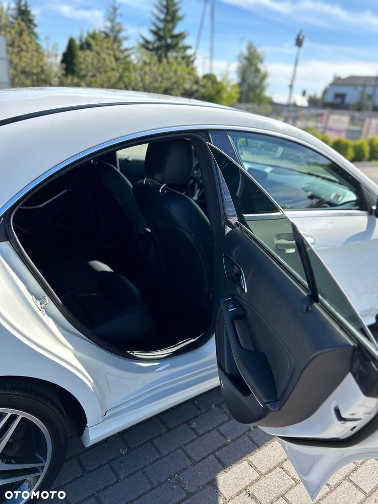 Mercedes-Benz CLA - 6