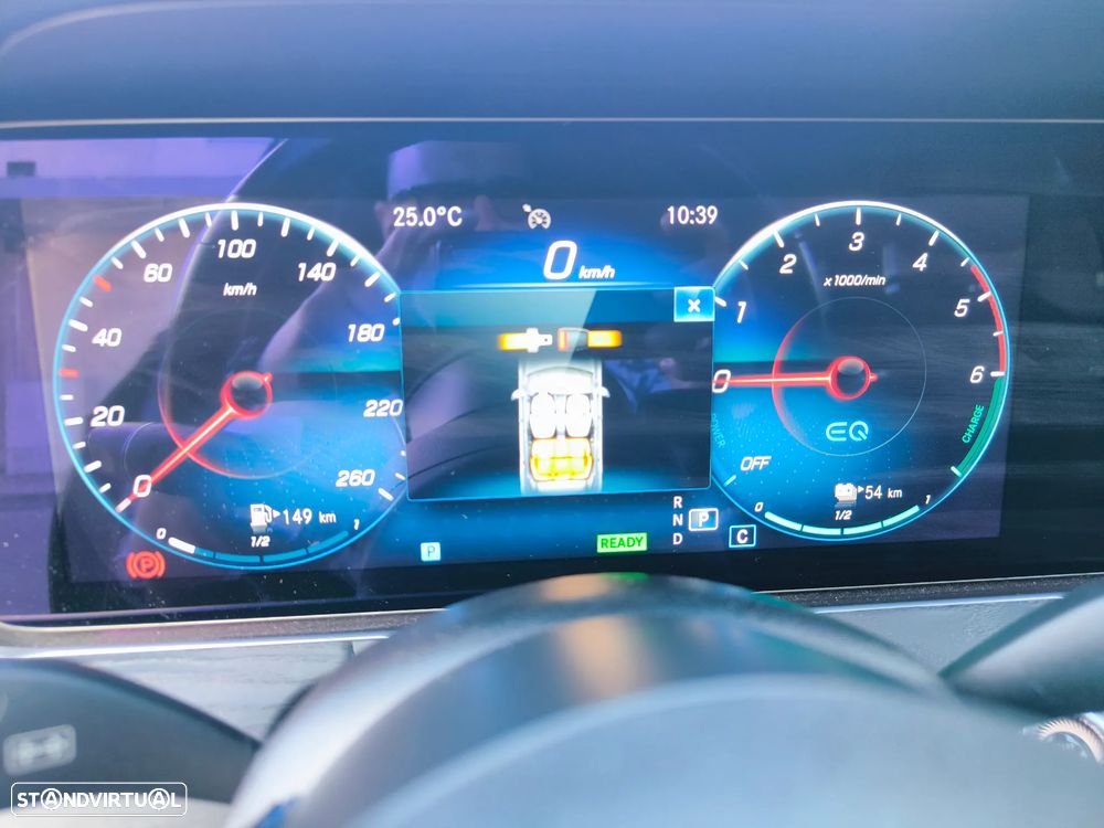 Mercedes-Benz E 300 de 4Matic 9G-TRONIC Avantgarde - 11