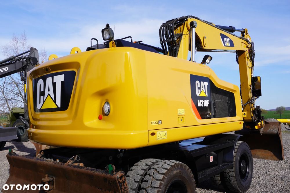 Caterpillar 318 F - 8