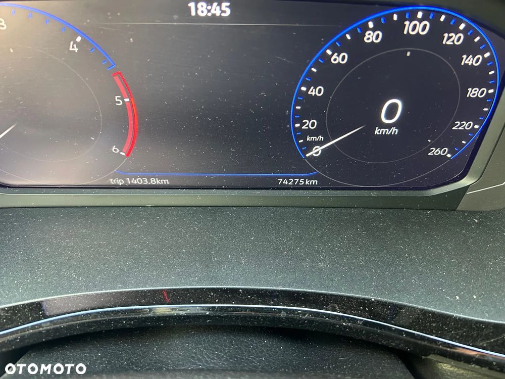 Volkswagen Multivan - 8