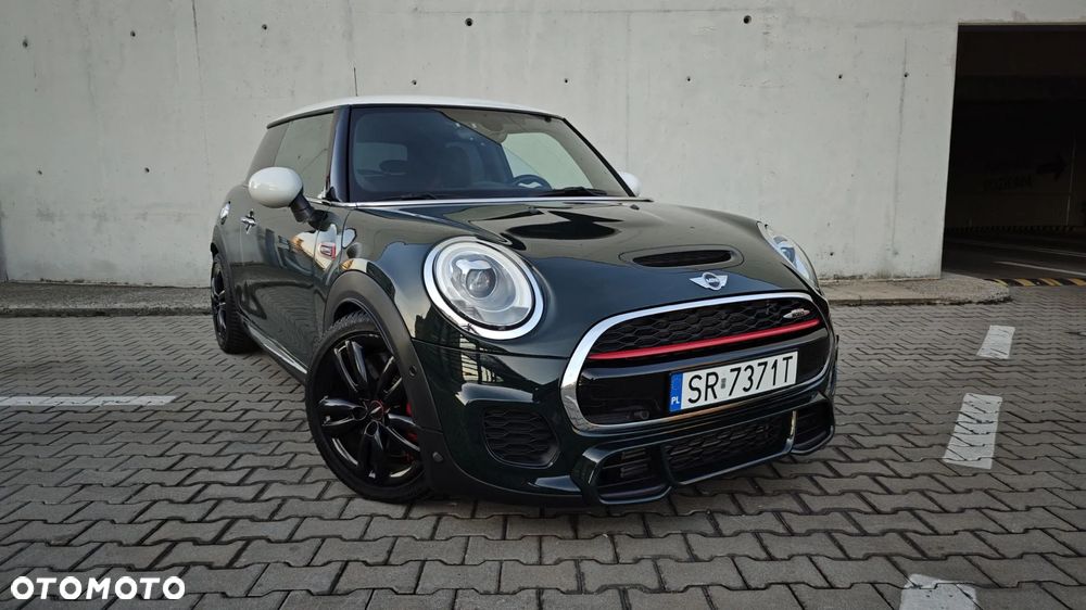 MINI John Cooper Works - 8