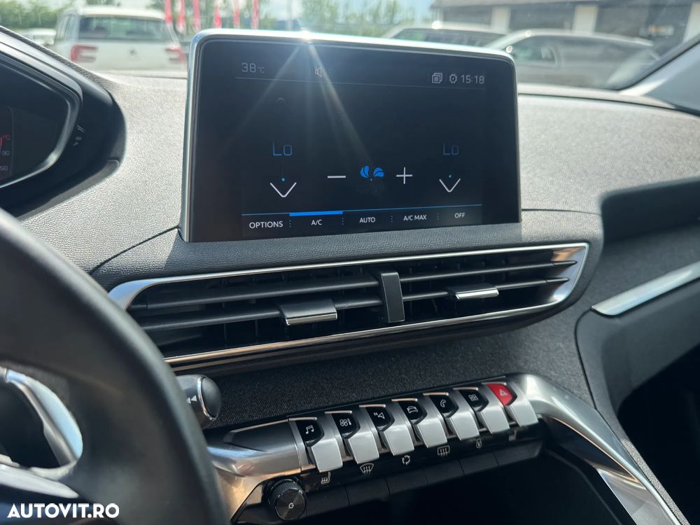 Peugeot 5008 BlueHDI 130 EAT8 Allure - 14