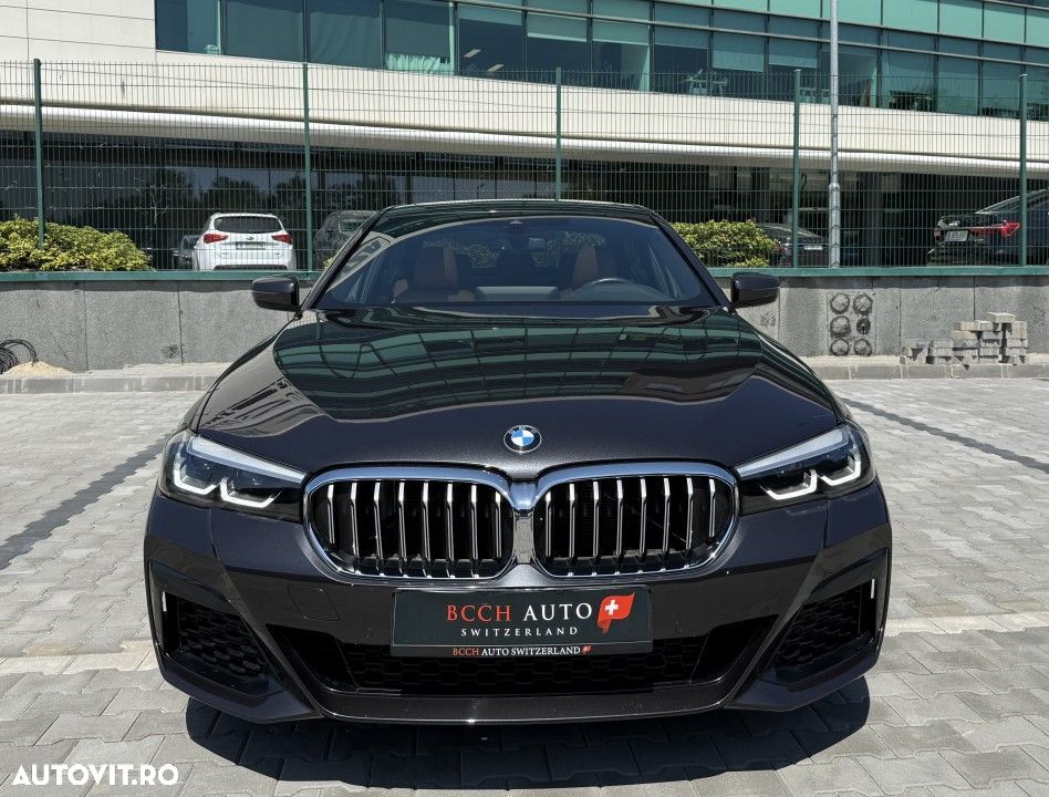 BMW Seria 5 520d Aut. M Sport Edition - 9