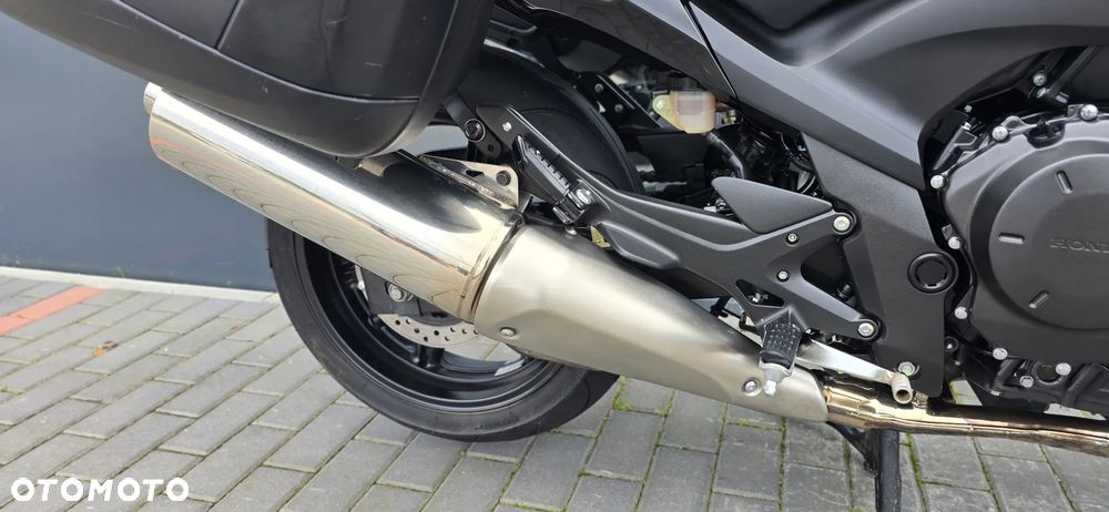 Honda CBF - 16