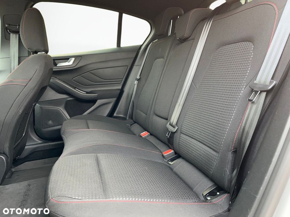Ford Focus - 14