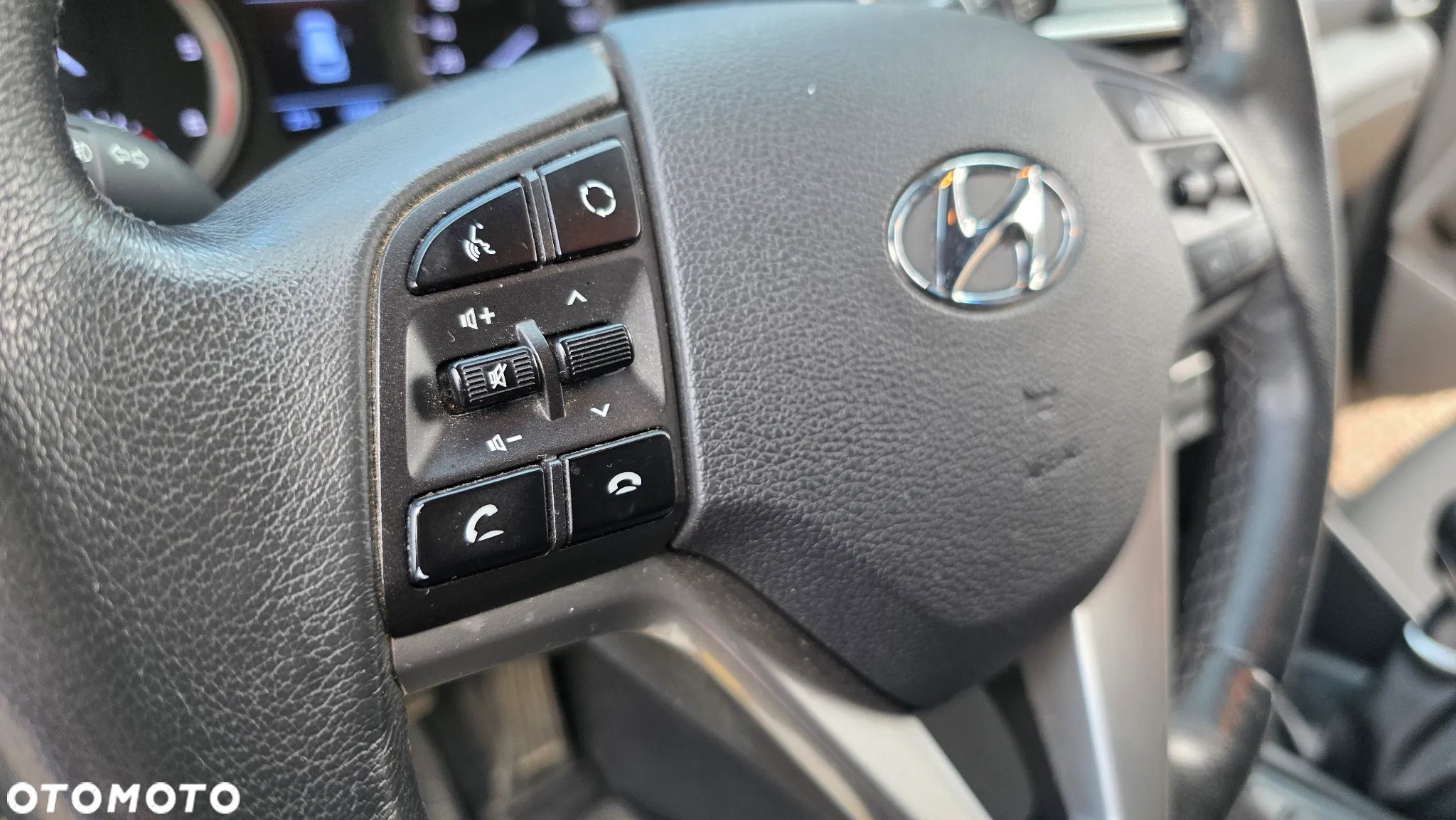 Hyundai Tucson 1.6 CRDi Comfort 4WD - 16