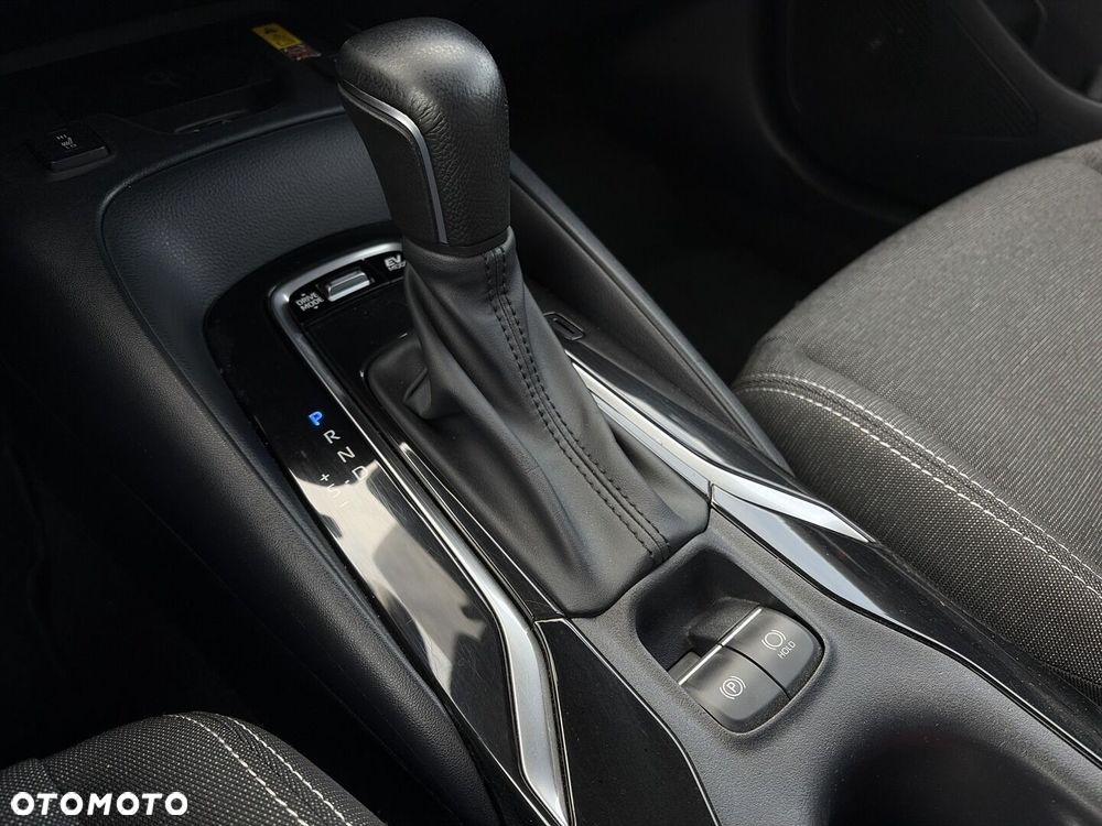 Toyota Corolla 2.0 Hybrid Comfort - 23