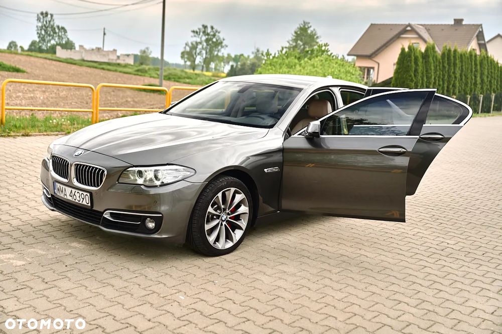 BMW Seria 5 525d xDrive Modern Line - 22