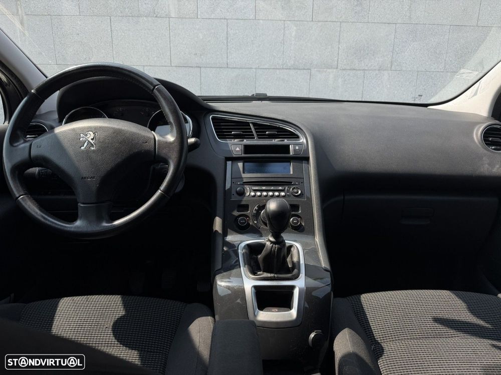 Peugeot 5008 1.2 PureTech Style — fotografia 7