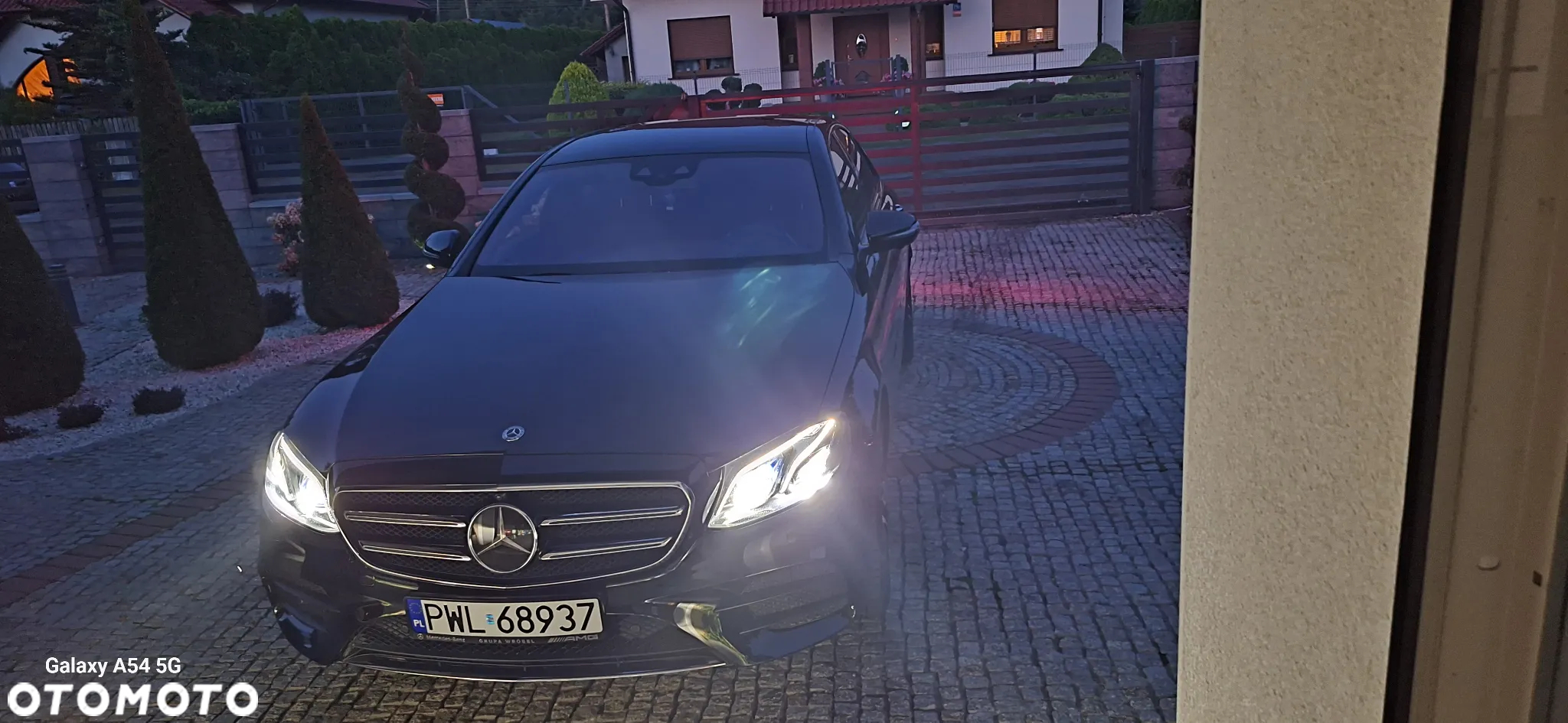Mercedes-Benz Klasa E 220 d 4Matic 9G-TRONIC AMG Line - 12