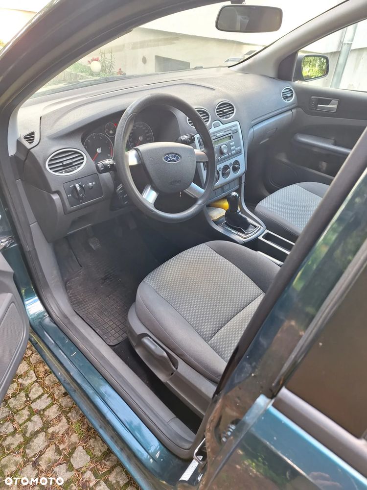 Ford Focus 1.6 16V Style - 2