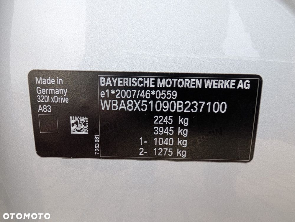 BMW 3GT 320i GPF Business Edition - 37