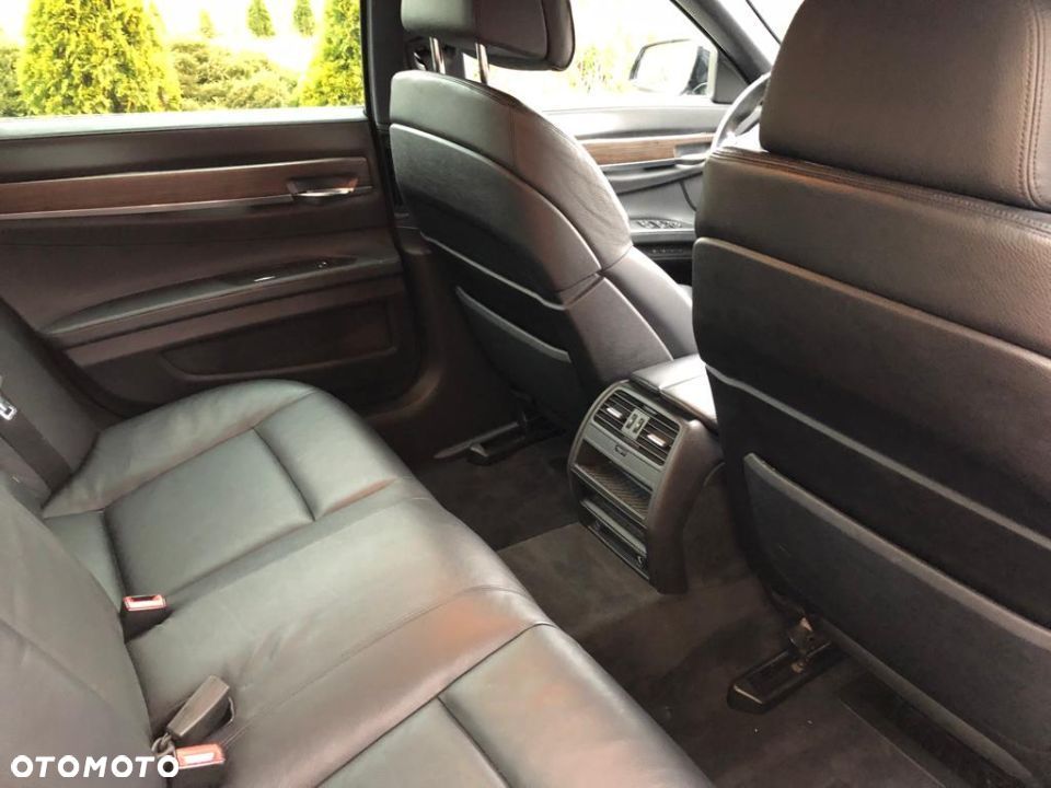 BMW Seria 7 730d - 9