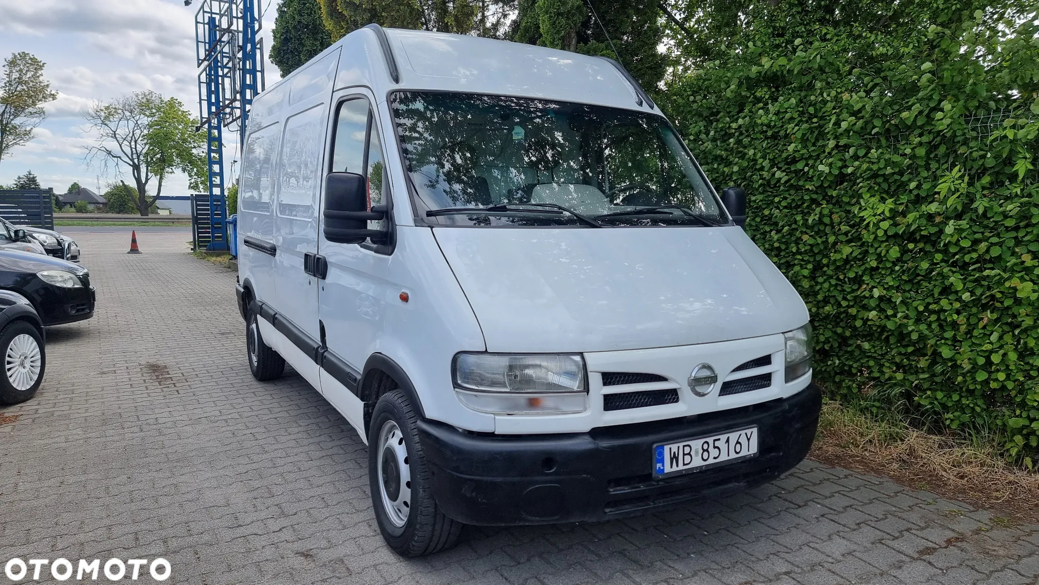 Nissan INTERSTAR - 24