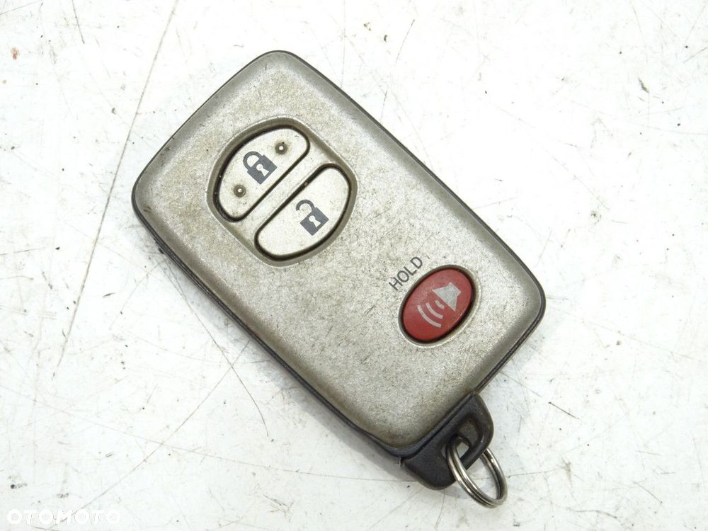 KLUCZYK PILOT SMART KEY - 521.00 PLN - TOYOTA LAND CRUISER 200 (_J2_) 2007 - 2022 5.7 V8 (URJ200) - 1