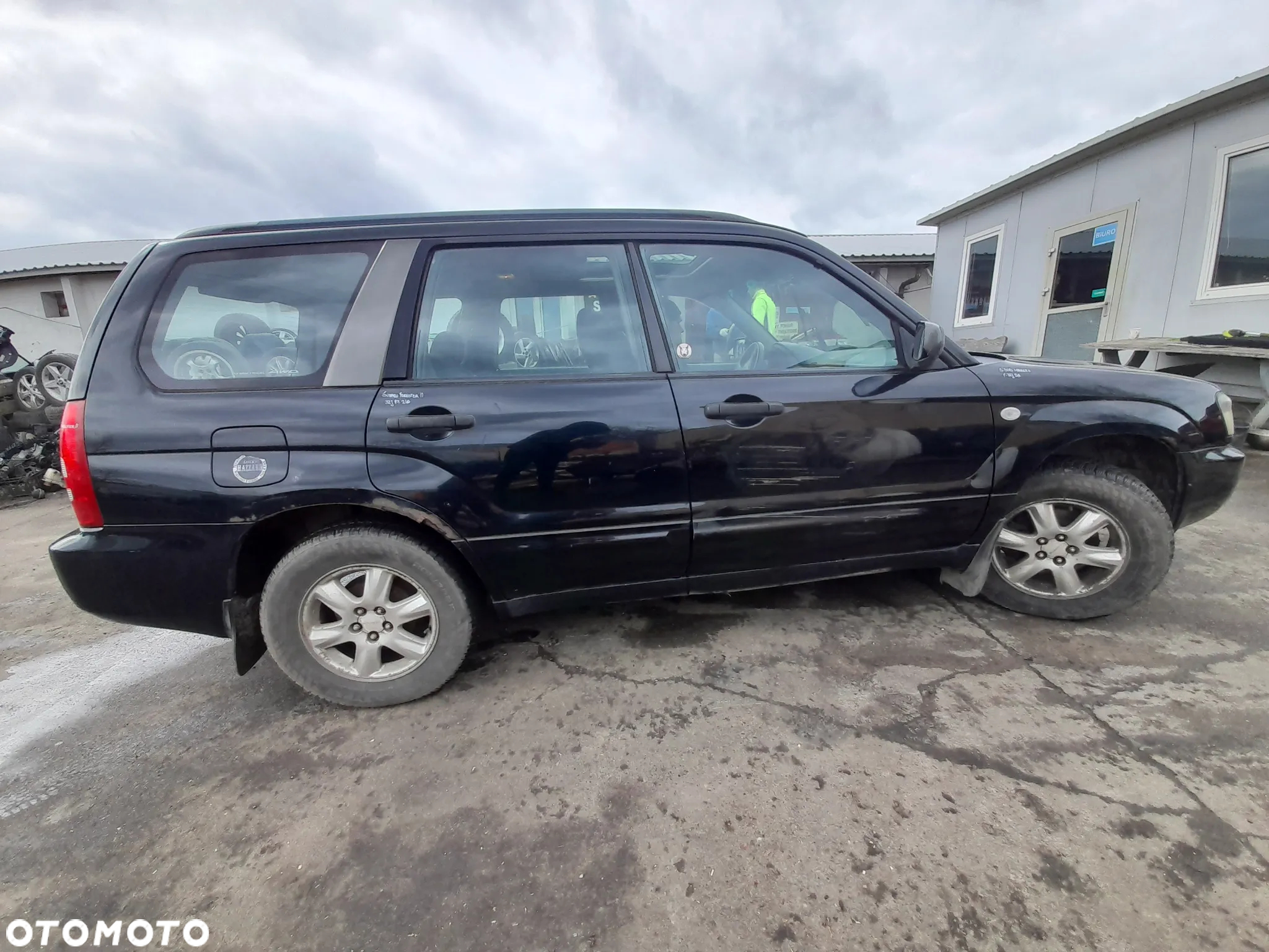 SUBARU FORESTER II DRZWI PRAWY TYŁ PRAWE TYLNE 32J - 21