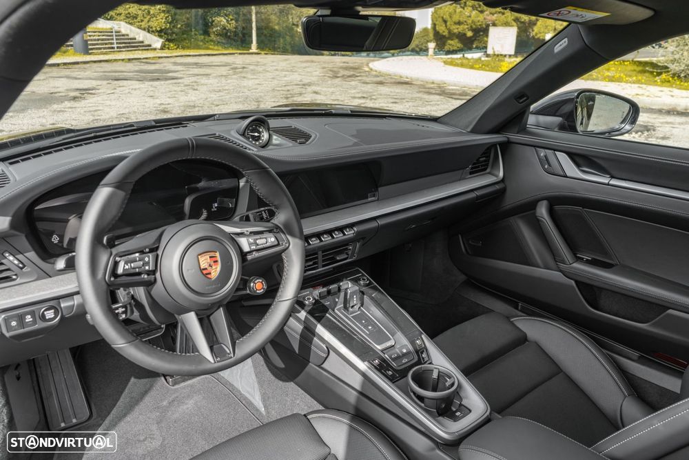 Porsche 911 (992) Carrera 4S PDK - 14