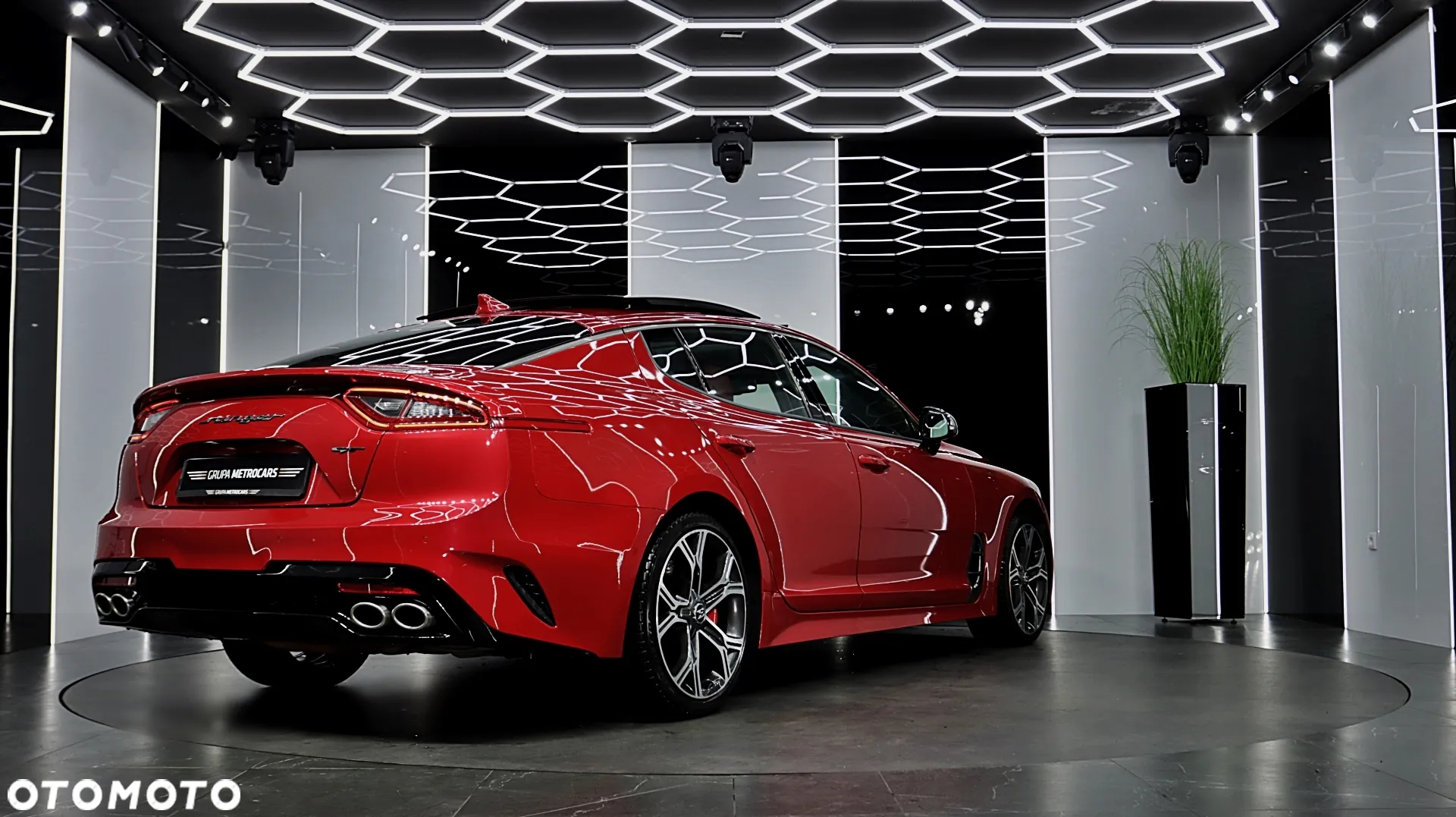 Kia Stinger 3.3 T-GDI V6 GT AWD - 10