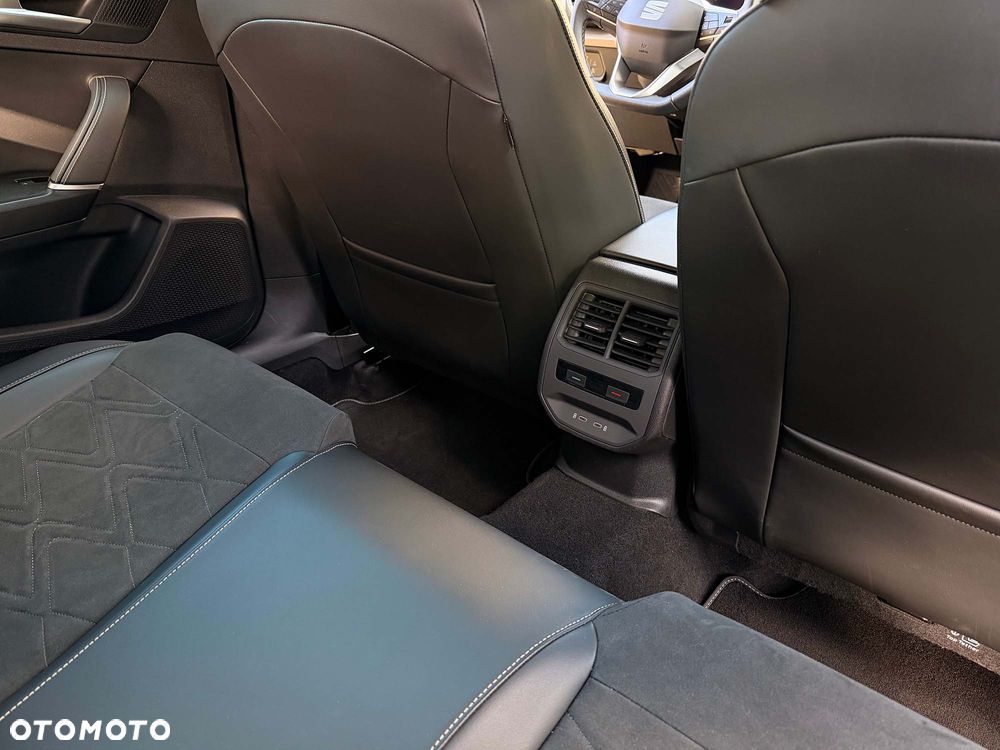 Seat Leon Sportstourer 1.5 EcoTSI Evo Xcellence S&S DSG - 25