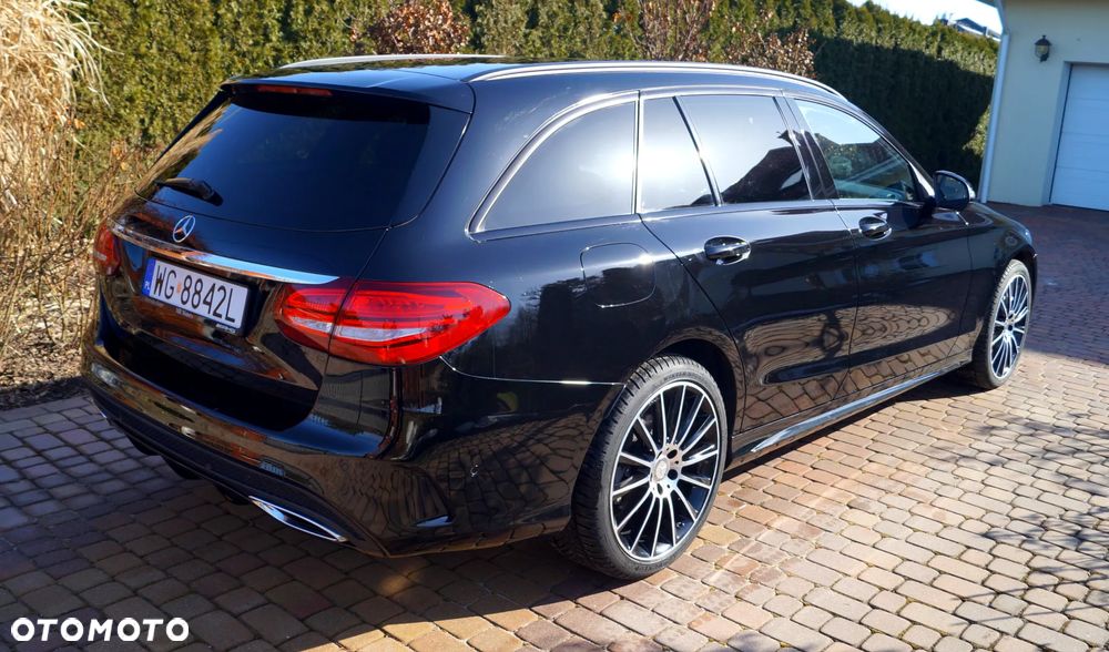 Mercedes-Benz Klasa C 250 d 4Matic 9G-TRONIC AMG Line - 9