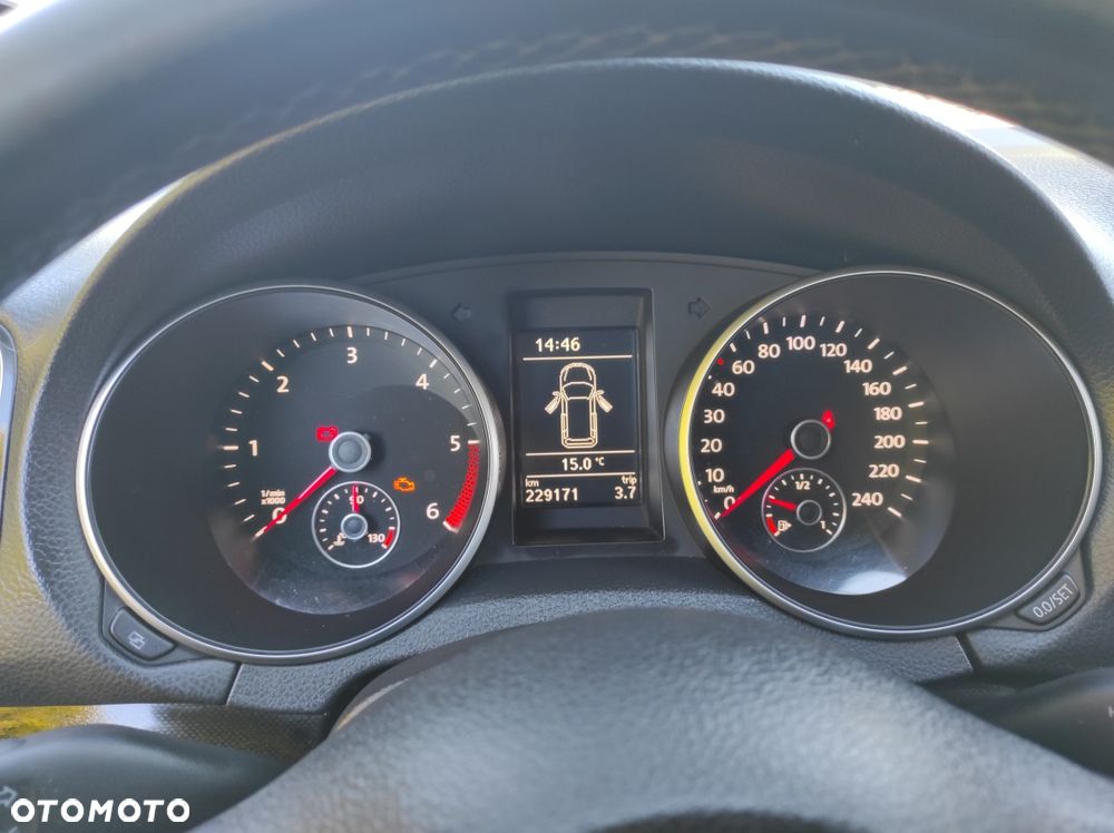 Volkswagen Golf - 14
