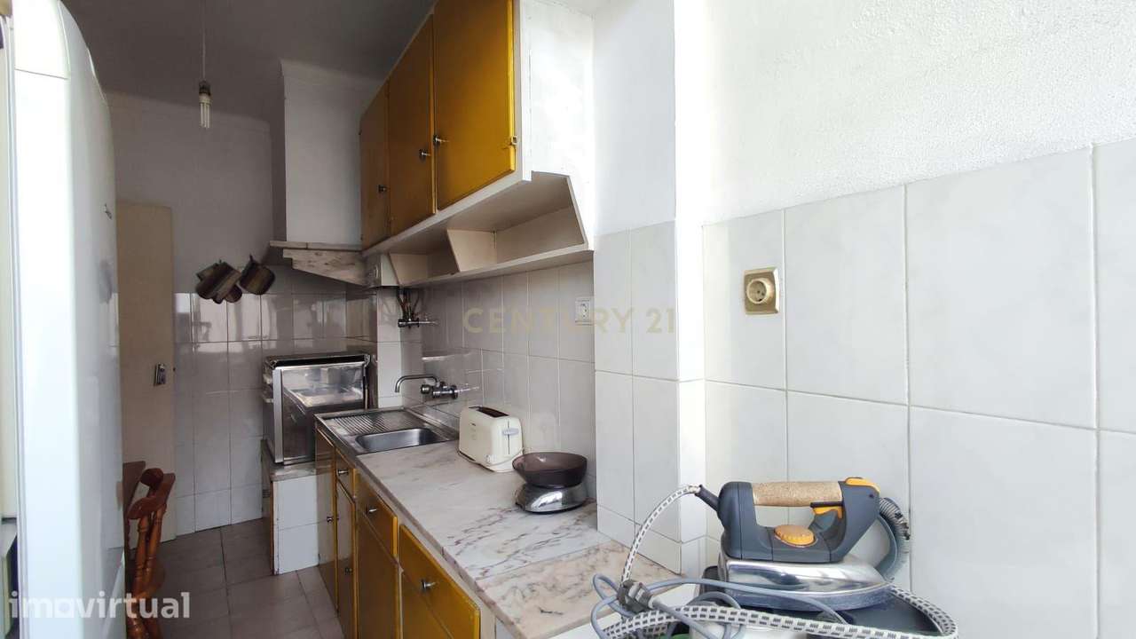 Apartamento T1+1 na Cruz de Pau - Oportunidade Única! - Grande imagem: 5/15