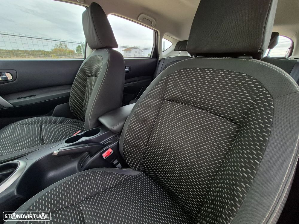 Nissan Qashqai 1.6 Acenta - 11