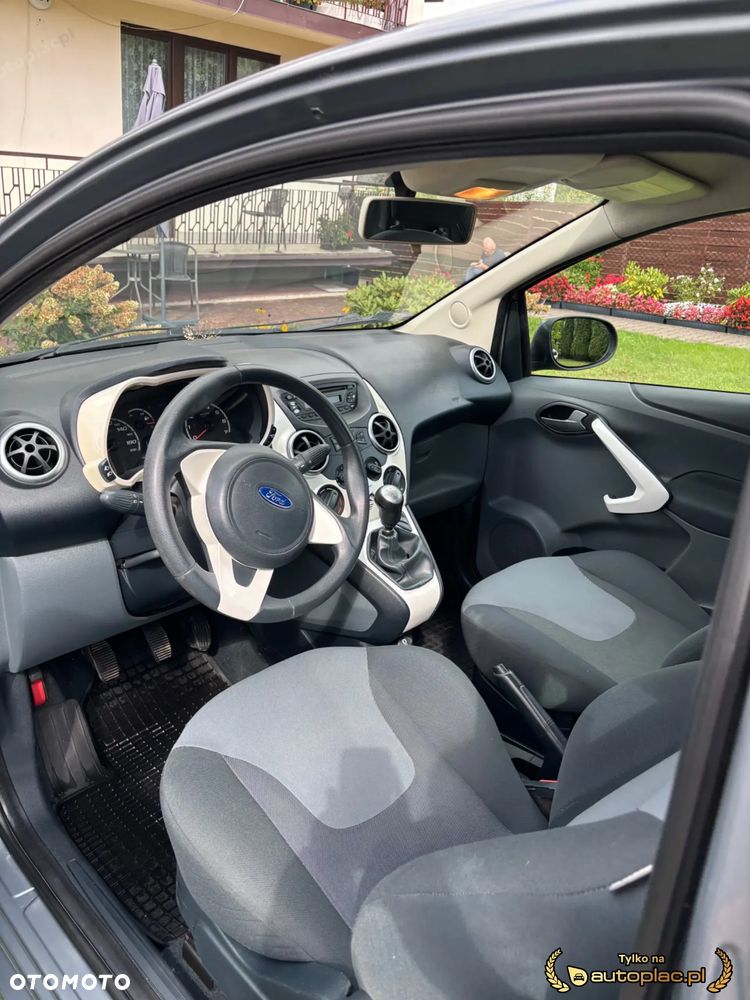 Ford KA 1.2 Titanium (air4) - 8