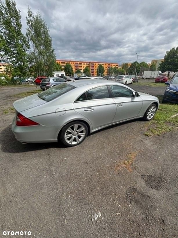 Mercedes-Benz CLS - 9