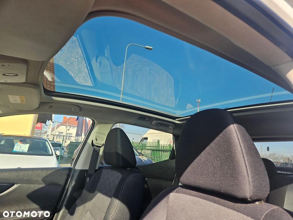 Nissan Qashqai 1.2 DIG-T 360 - 25