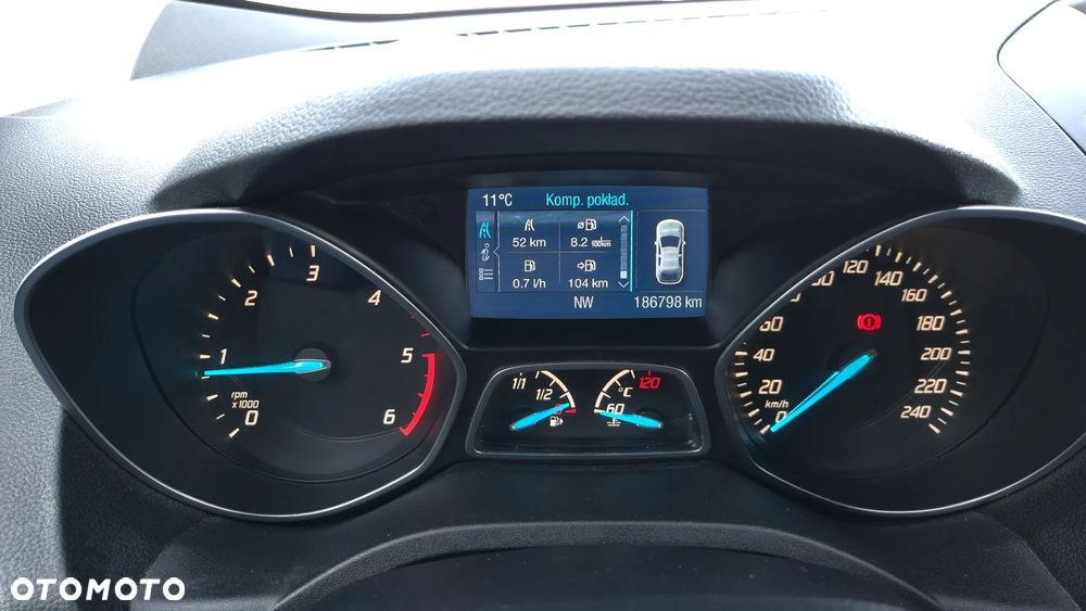 Ford Kuga 2.0 TDCi 4x4 Titanium - 23