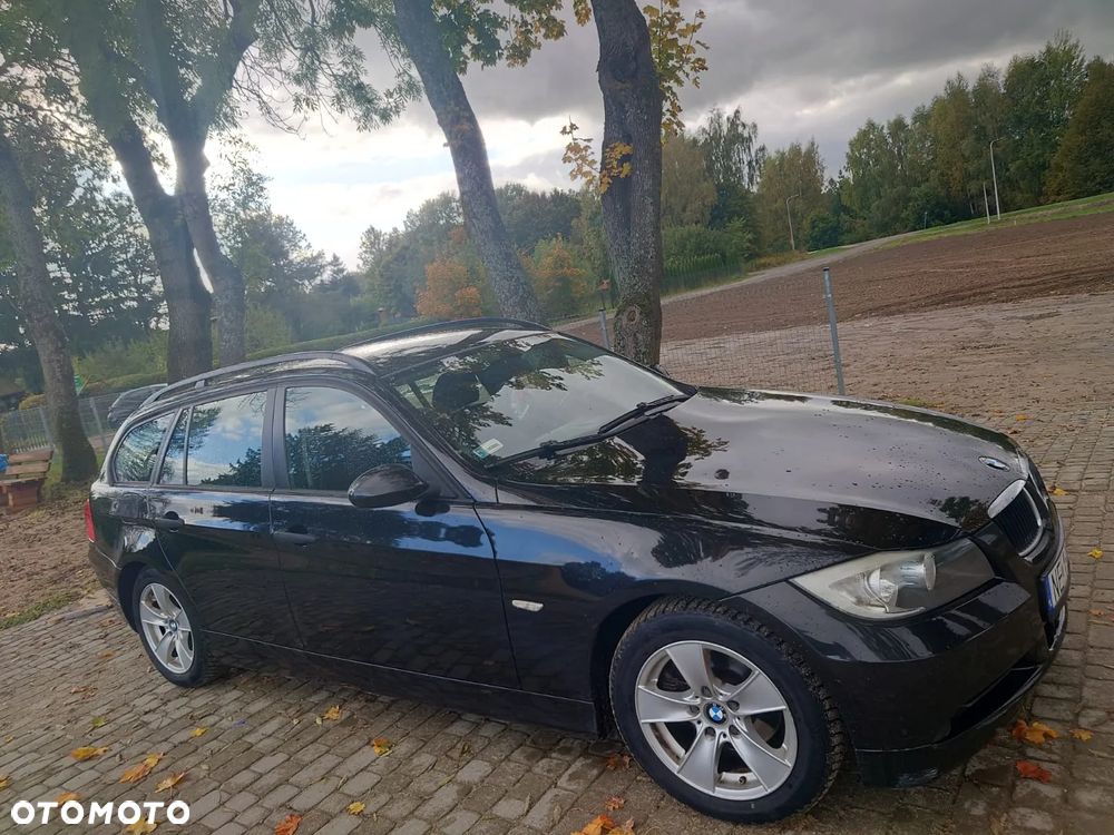 BMW Seria 3 320i - 2