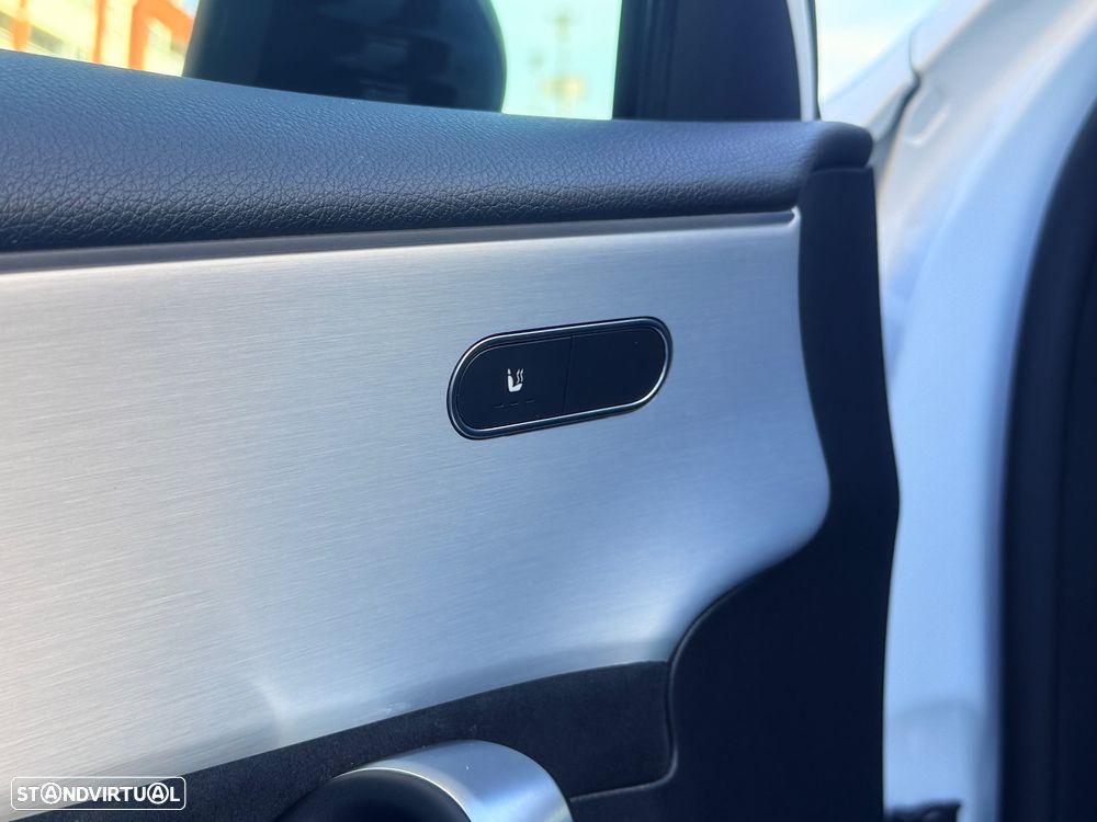 Mercedes-Benz A 250 e 8G-DCT AMG Line Advanced Plus - 17