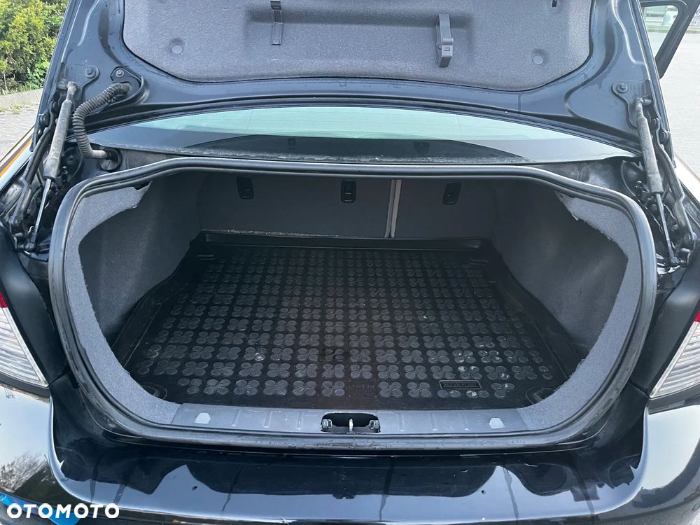 Volvo S40 2.0 - 14