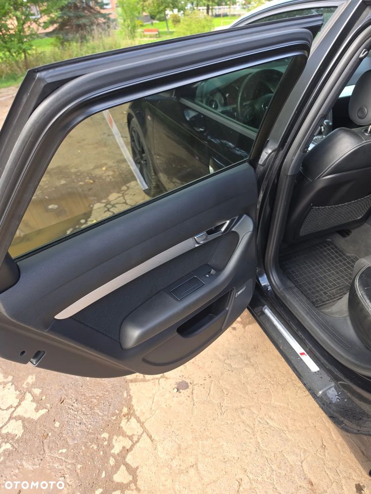 Audi A6 Avant 3.0 TDI DPF quattro tiptronic - 12