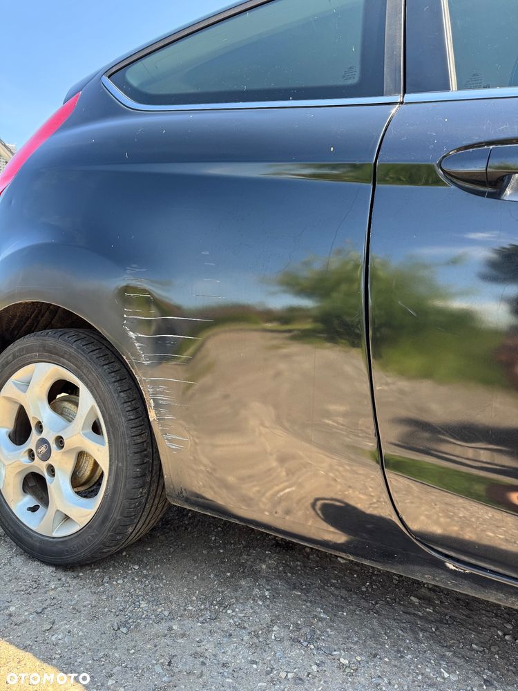 Ford Fiesta 1.4 Trend - 22