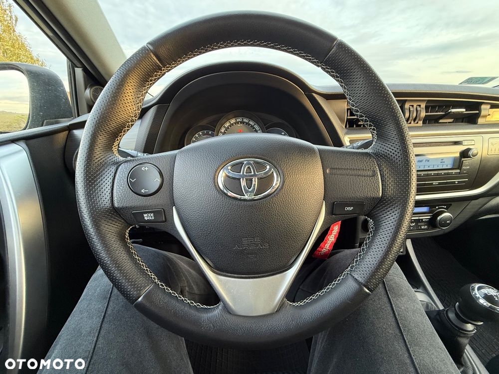 Toyota Auris 1.6 Active - 9