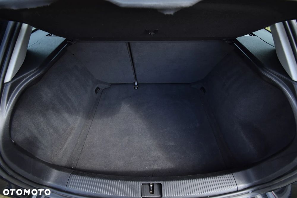 Audi A3 Sportback 1.6 TDI Attraction - 33