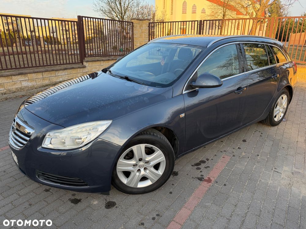Opel Insignia 1.8 - 7