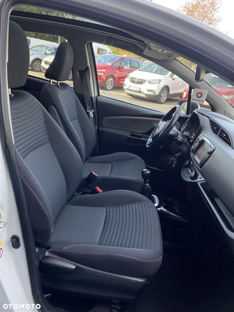 Toyota Yaris - 17