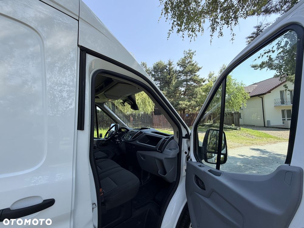 Ford Transit - 18