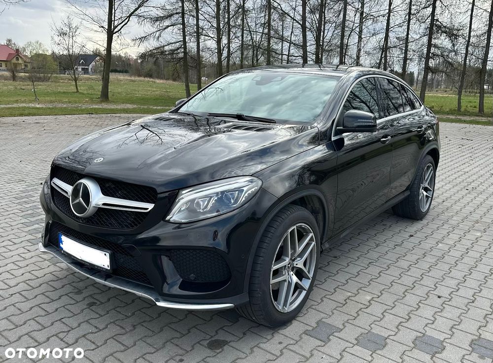 Mercedes-Benz GLE - 1