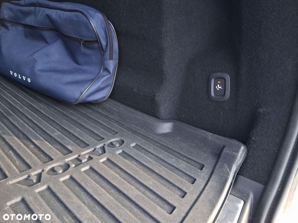 Volvo XC 60 - 26