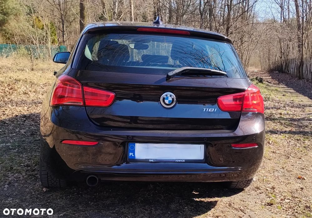 BMW Seria 1 118i Sport Line Shadow - 6