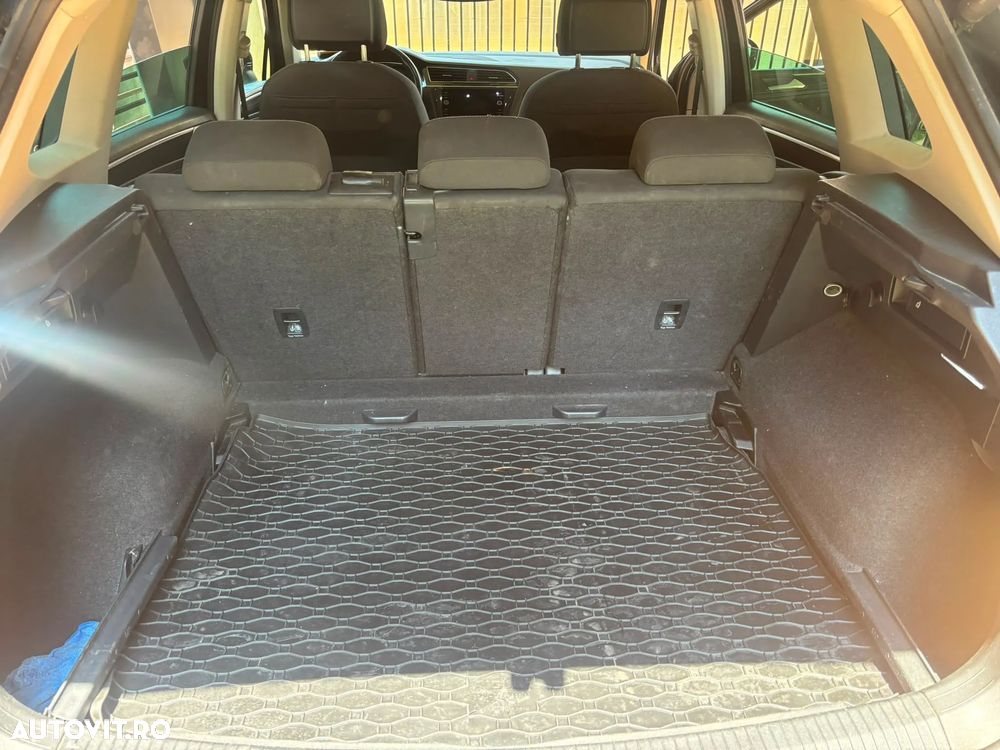 Volkswagen Tiguan 2.0 TDI SCR DSG Elegance - 8