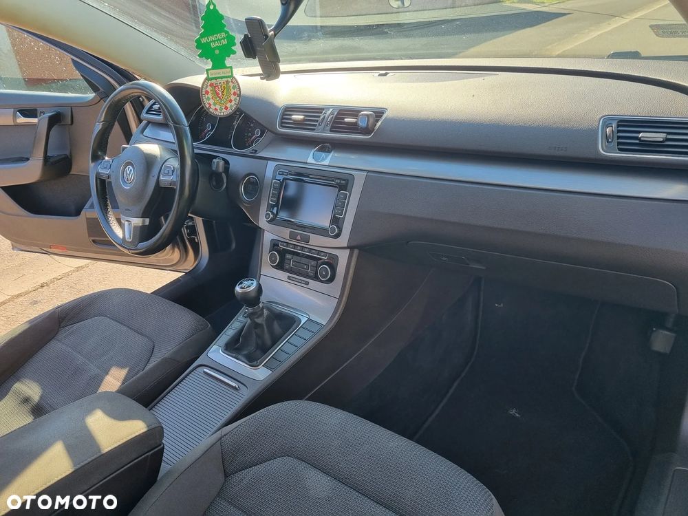 Volkswagen Passat 1.4 TSI Comfortline - 9